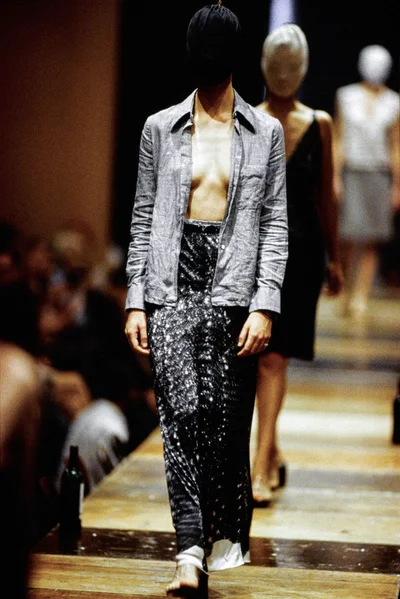 Look 15
